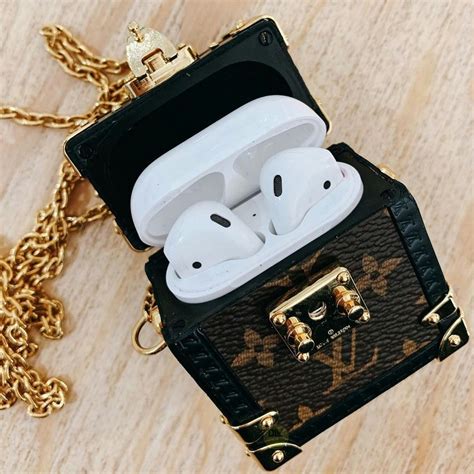 louis vuitton airpod cases|louis vuitton airpods case original.